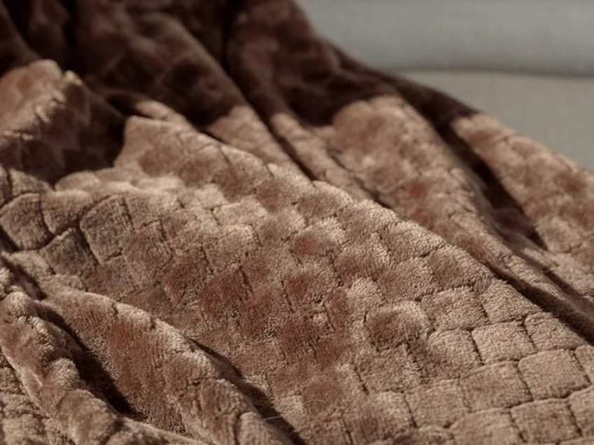 Delicate Super Soft TV Blanket/Throw - 47 X 63 in - Image 3