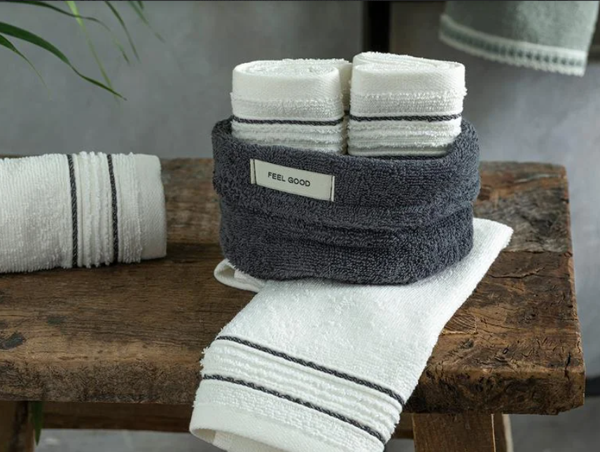 Quadro Cotton Towel Set of 4 Anthracite - Ecru - Image 2